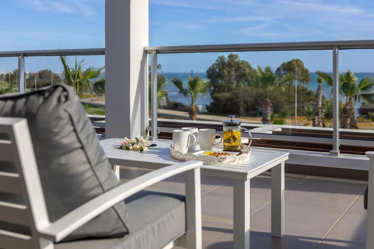 Faros Beachfront Villa Perivólia