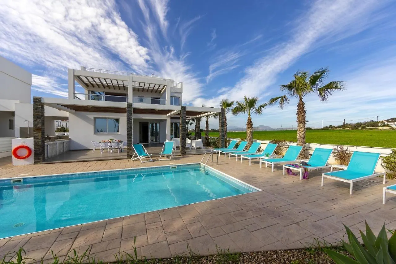Faros Beachfront Villa Perivólia Ciprus
