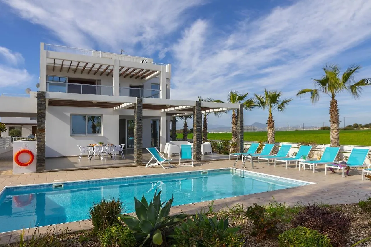 Faros Beachfront Villa Perivólia Ciprus