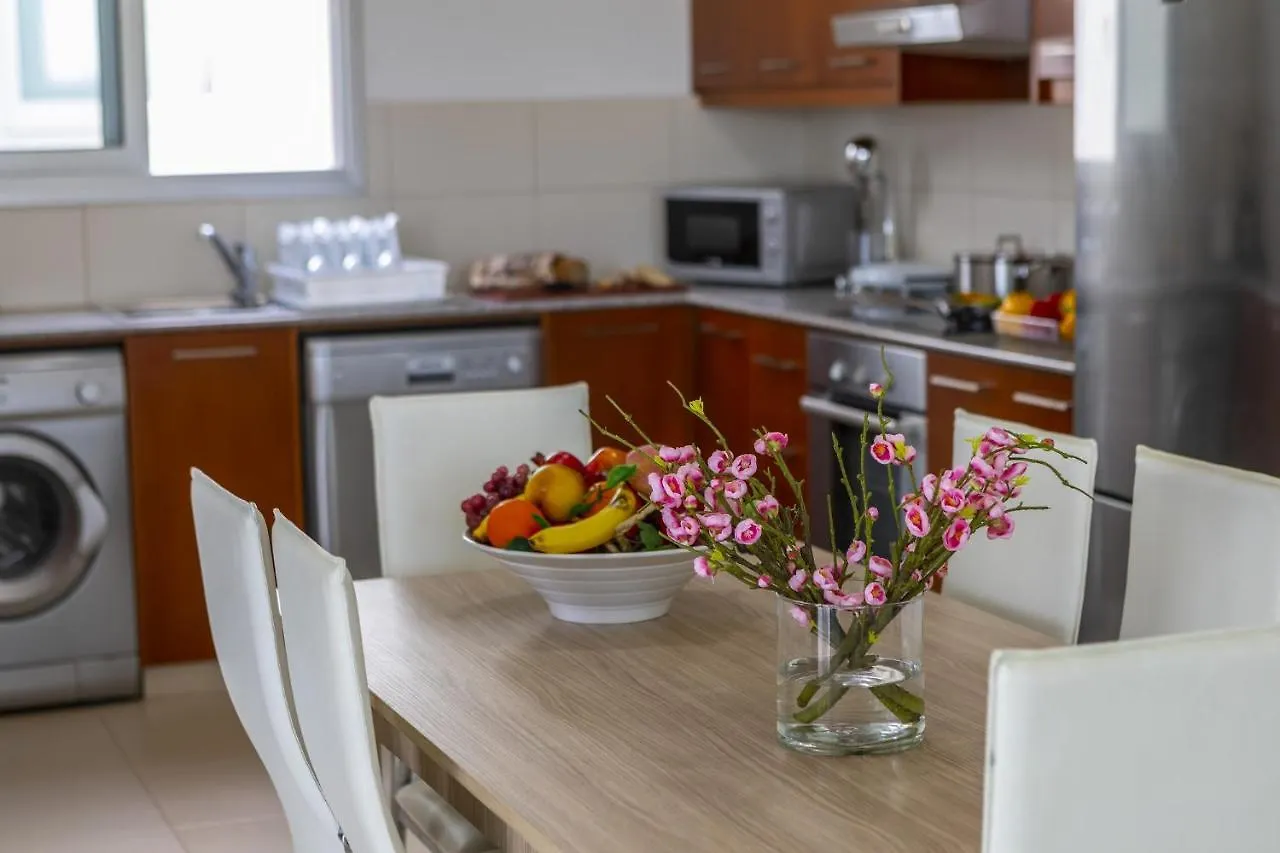 Faros Beachfront Villa Perivólia