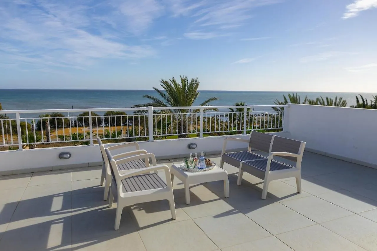 Faros Beachfront Villa Perivólia