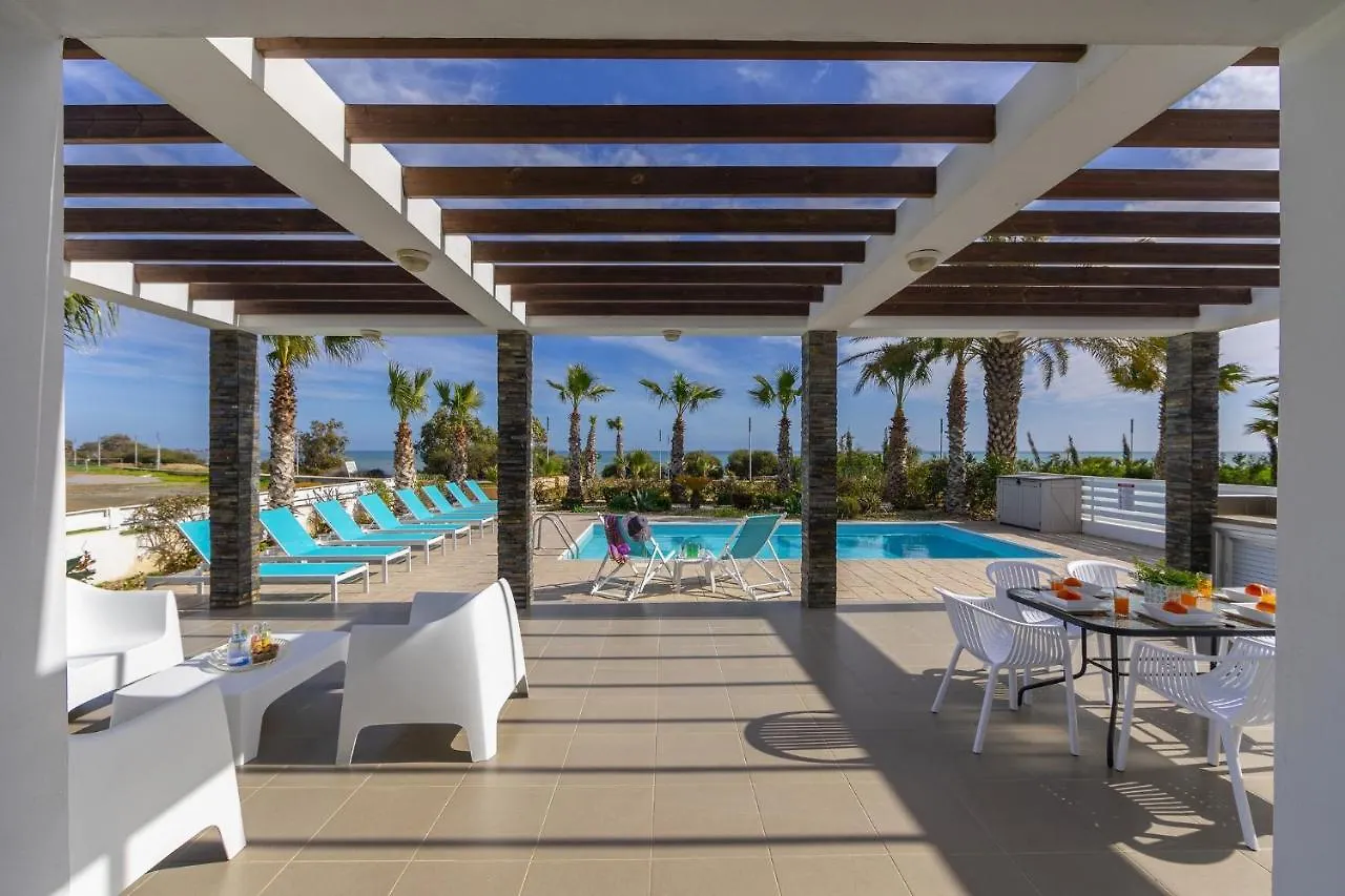 Faros Beachfront Villa Perivólia Ciprus